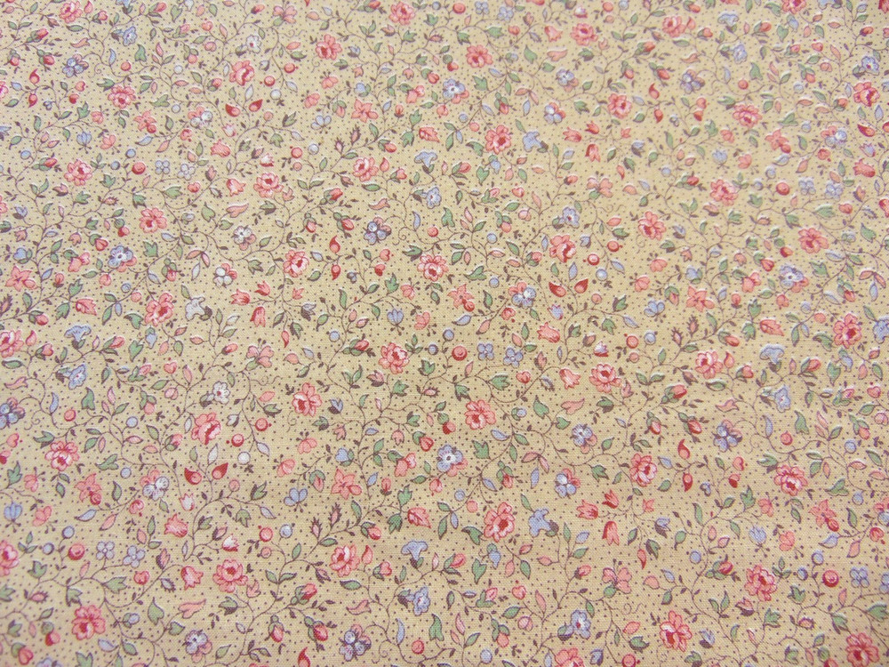 Concord Joan Kessler Cotton Quilt Fabric Mini Rose Floral Print 96″ x 40″