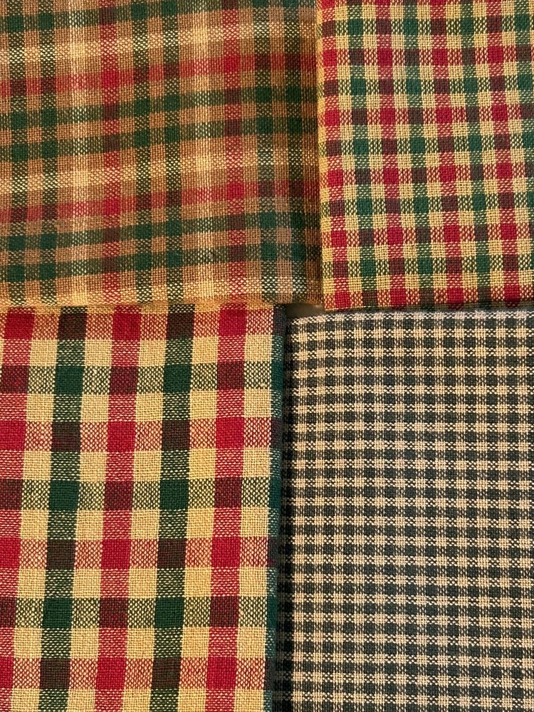 HOMESPUN FAT QUARTERS Bundle Of 4