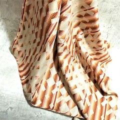 Duralee Geometric Pattern Reversible Designer Fabric Sample Beige Pink Mauve US