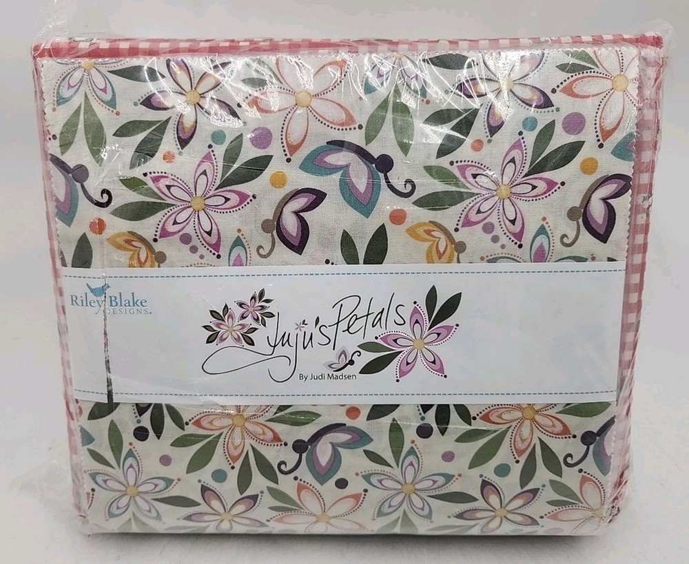 Riley Blake Designs Jujus Petals Fat Quarter Bundle – 21 Pieces – Pre-Cut Fabric