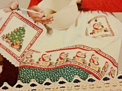 fabric panel 603F CHRISTMAS APRON Patch Press CUT-OUTS 1981 uncut