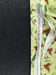 Christmas Holly Berry Pine Cotton Elegant Greenery Cat Williams 2.3 Yd Green Red