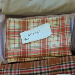 Mixed Lot 6 Pieces Fabric, Solids & Prints, 8.25 lbs