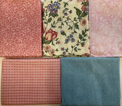 FAT QUARTER BUNDLE OF 5 – FQ1567 – PINK & BLUE
