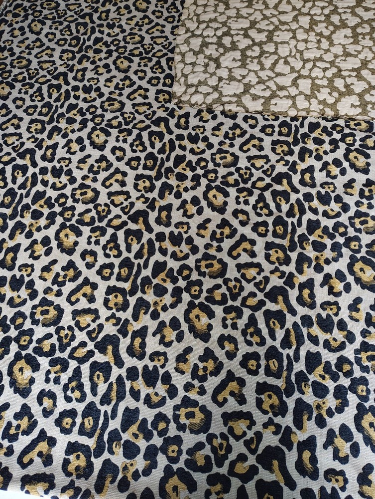 Big Cats, Animal Print, Fabric, Cheetah, Leopard, Panther, 57″ x 127″, 90s