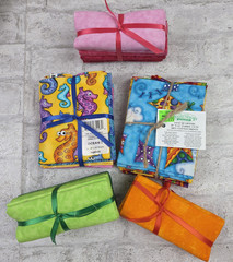 5 Bright Color Fabric Bundles Lot 22 Fat Quarters Ocean Kites Textured Cotton