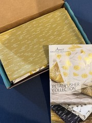 Annie’s Creative Quilters “Prairie Table Runner” Fabric AND Pattern NEW