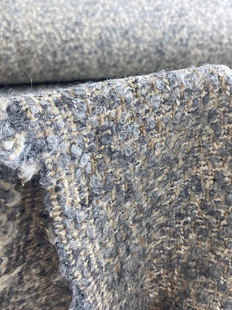 LUXE Smoke Gray Wool Bouclé with Metallic Gold Lurex — 61″ Wide Midweight—ITALY