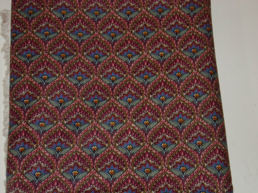 Vintage House N Home Quilting Cotton Fabric – 2 1/4 Yard x 54″