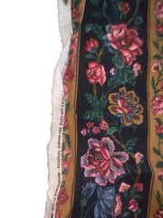 Vintage House N’ Home Fabrics Daisy Abstract Design Floral Cotton 43” X 33”