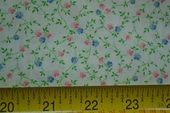 By 1/2 Yd, Red Pink Purple Blue & Green Calico on White PolyCotton, M3487