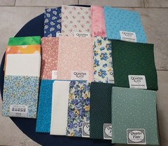 Value Large Lot Of 26. Quarter Flat Fabric Sheets 18×22″ & Singles 18″ X 21″