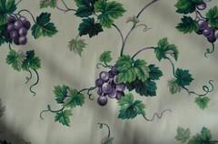 30+ Yds Avail/ Vintage Medium Weight Twill/ 100% Cotton/ Grapes, Leaves, Vin