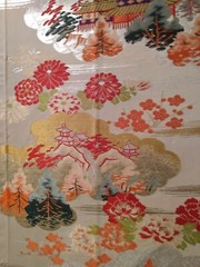 ANTIQUE SILK JAPANESE OBI FABRIC OFF WHT RED CORAL GRN BLK METALLIC GOLD SILVER