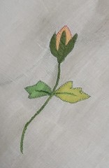 VTG Madeira Tablecloth linen & organza appliqued & embroidered flowers 68 /110