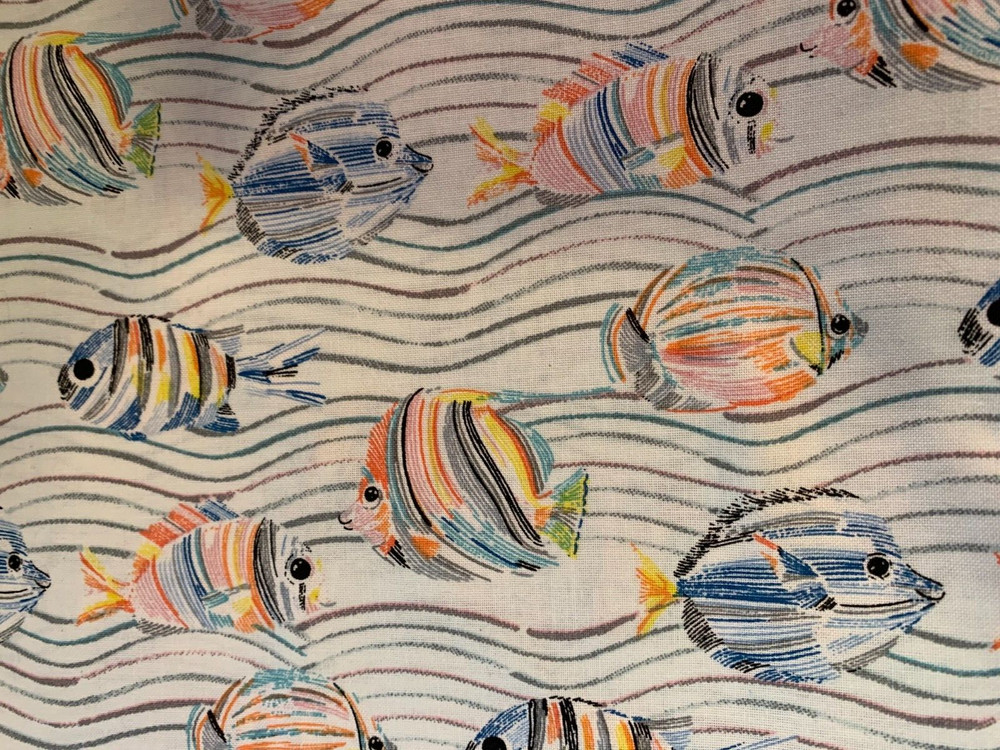 Cotton Fabric, Multi colored Fish, Fat Eighth, washable, white 8.5″ x 21″