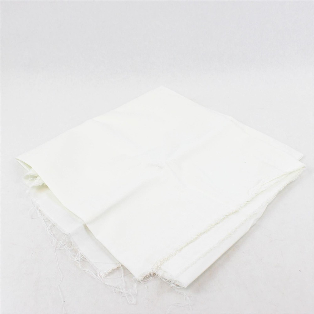 White Polished Cotton Fabric 1 1/3 x 54 in – Lightweight Smooth