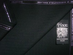 45% WOOL & 55% POLYESTER SUITING/JACKETING FABRIC MADE IN ENGLAND = 1.0 m.