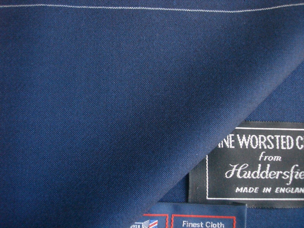 100% MERINO WOOL SUITING FABRIC in “Polynesian Blue” = MADE IN ENGLAND = 3.4 m.