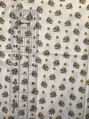 6+ Yards Small Flowers Cotton Quilting Fabric Ditsy Floral Lot