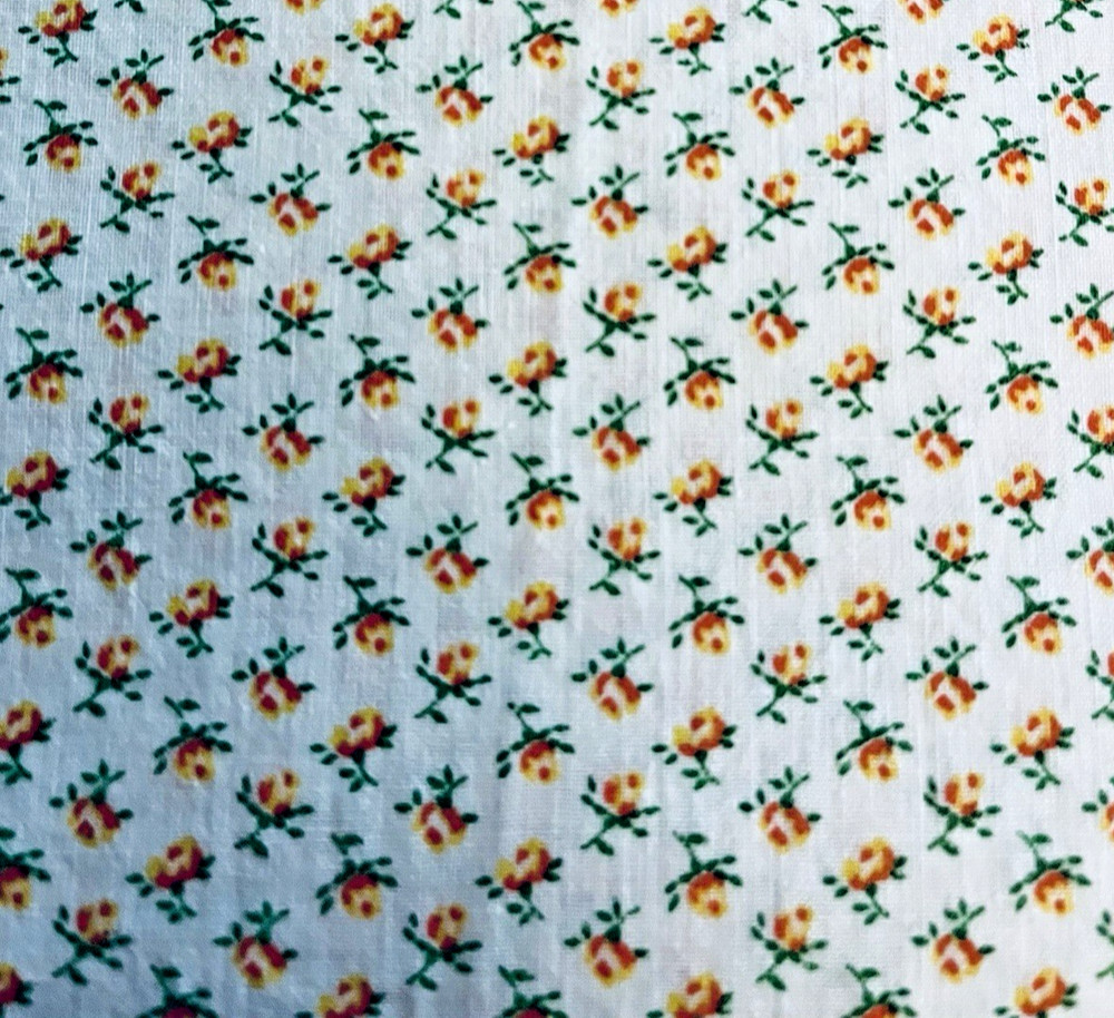 VTG Ditzy Shades of Yellow Rosebuds Floral on White Grannycore Cottagecore BTFQ