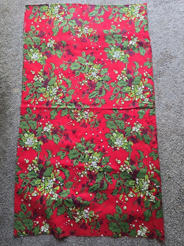 Vintage MCM Springs Cotton Fabric Christmas Mistletoe Holly 52″W x 90″