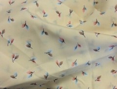 BURLINGTON STUDIO PRINT – LIGHT YELLOW POLY WITH LEAVES- 60″W– 3/4 YARD