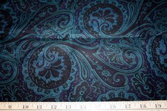 LARGE, LIGHT BLUE/DARK BLUE CIRCULAR DESIGN BY JINNY BEYER – 100% COTTON FABRIC