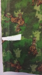 Vintage Fabric Remnant*Scooby-Doo Dog Camo*Brushed Flannel 30″ x 30″ *Z*