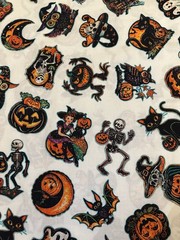 HAPPY HAUNTING QUILTING TREASURES RETRO HALLOWEEN FABRIC HALF YARD