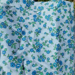 Vintage 60s Blue & White Cotton 5 yds Floral Grid Pattern 37W x 182L Lightweight