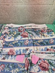 19+ Yards VTG Waverly Carolina Rose Fabric Blue Pink Floral Home Decor Chintz