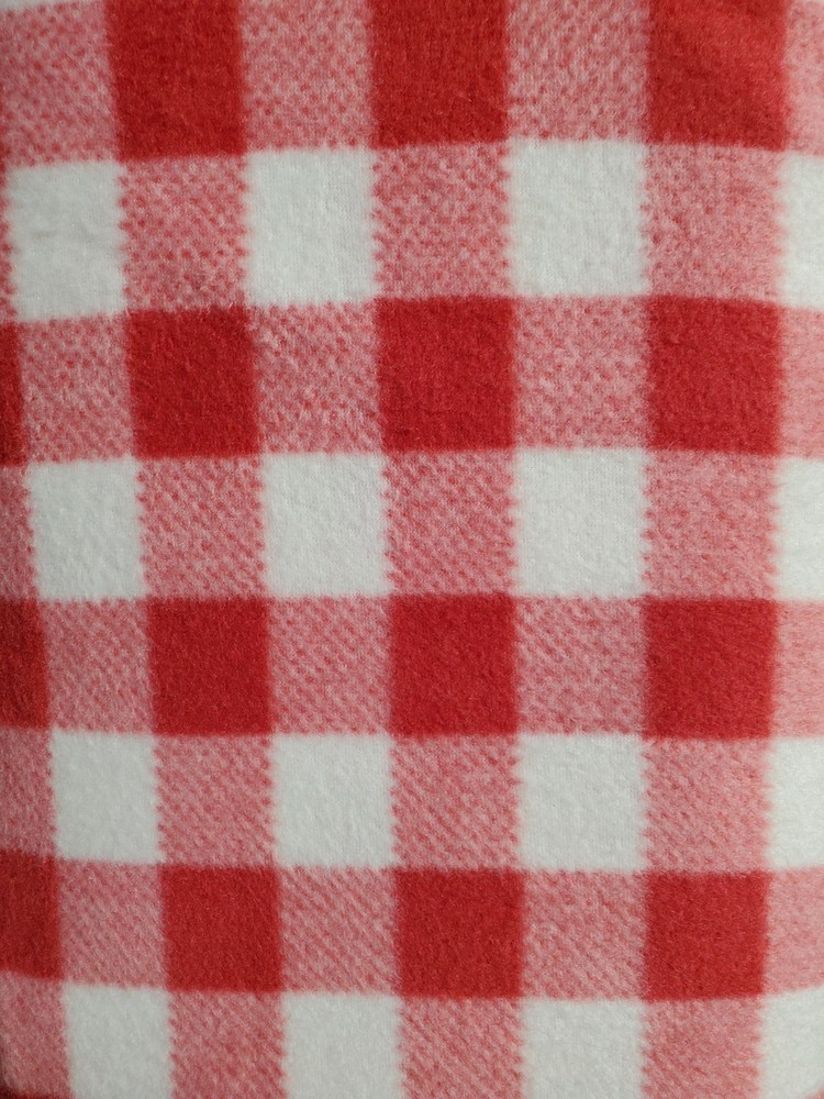 The Pioneer Woman Charming Check Plaid Fleece Fabric Red 2 Yards Christmas New
