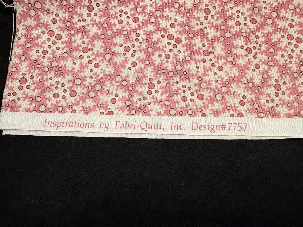 Vtg Pink Cream Circles Cotton Sewing Fabric Fabri-Quilt #7757 44” x 147”