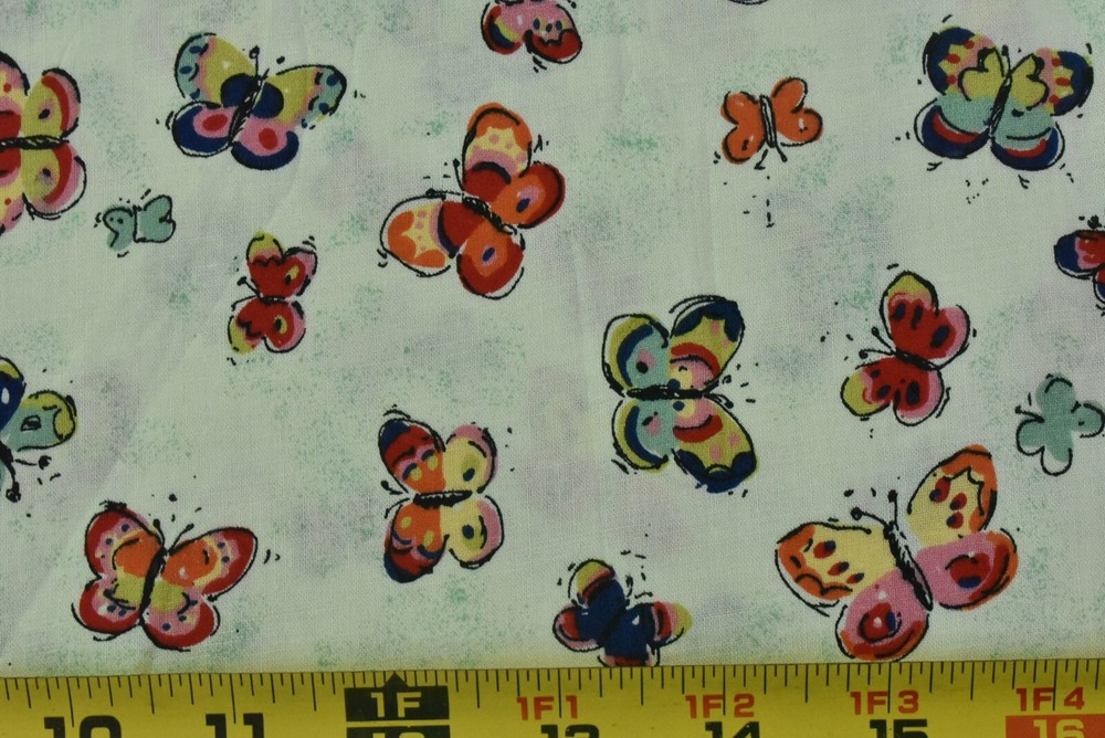 By 1/2 Yd, Vintage, Bright Colorful Butterflies on Cream Cotton, Jo-Ann, P7686