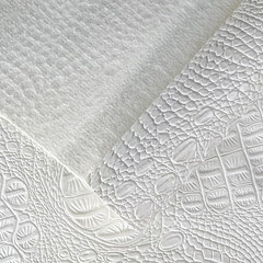 Soft Crocodile Textured Marine Vinyl Faux Leather Pre-Cut 1 Yard-White | Alligat