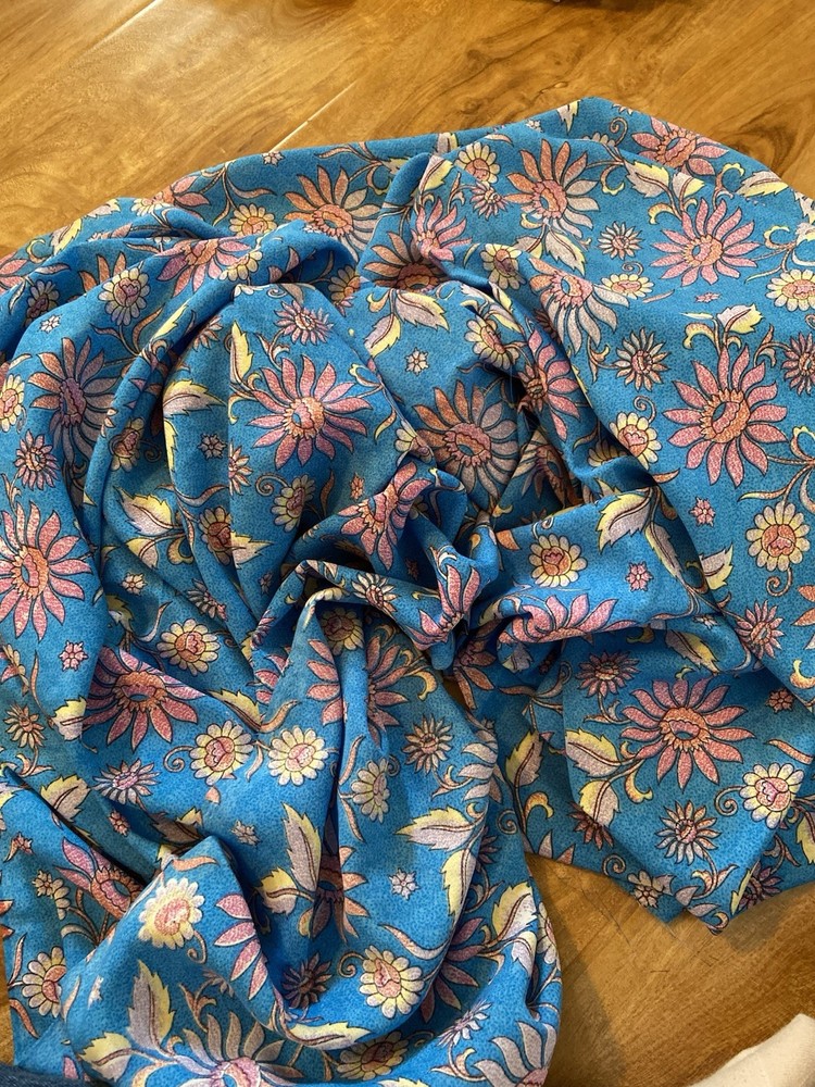 Blue Colorful Floral Print Fabric ~2.5yd Crafts Sewing DIY Art Material Fashion