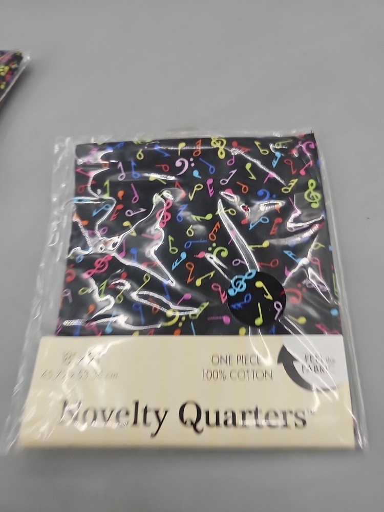 18″x21″ Colorful Music Musical Notes Black Cotton Fabric Jo-ann Fabric New