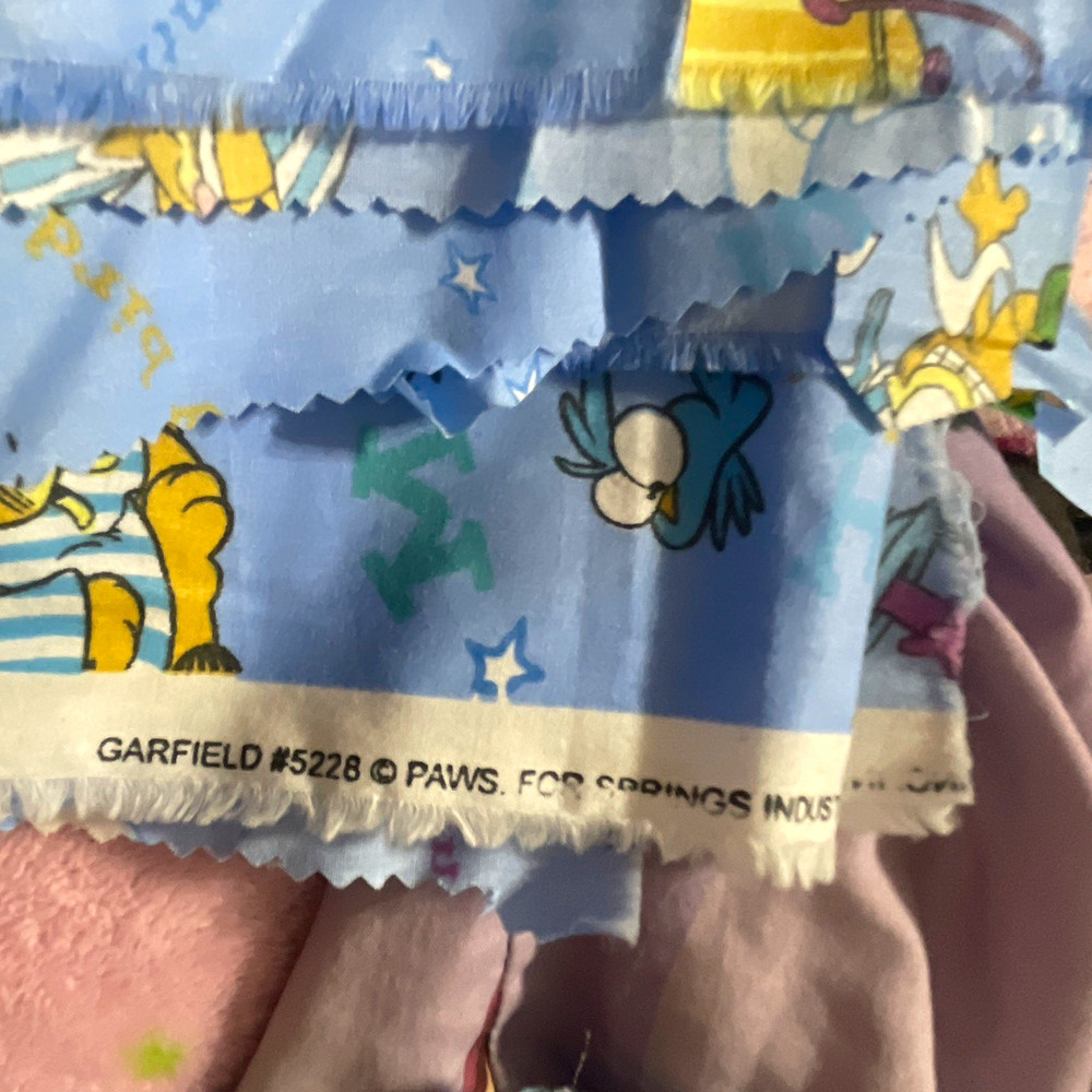 Paws, Inc. Garfield Licensed Cartoon Print Fabric Blue Yellow White2 pieces