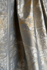 ANDRE DU DAUPHINÉ BY ART&DÉCOR Silk Taffeta, 100% Silk, col. Aurum, 2.2m x 1.4m