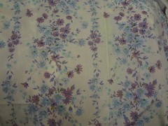 Vintage Purple & Blue Retro Floral Fabric Remnant (36cm x 50cm)