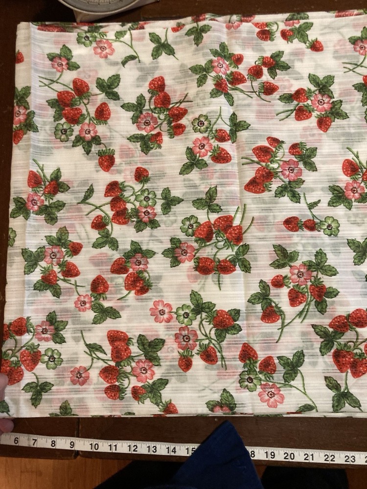 2.5yd x 45 Lt Weight Poly Cotton Fabric Red Strawberries Flowers Green Leaves
