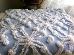 Coastal Vtg Chenille Bedspread Fabric Blue White Wedding Ring Pop Design 24×18″