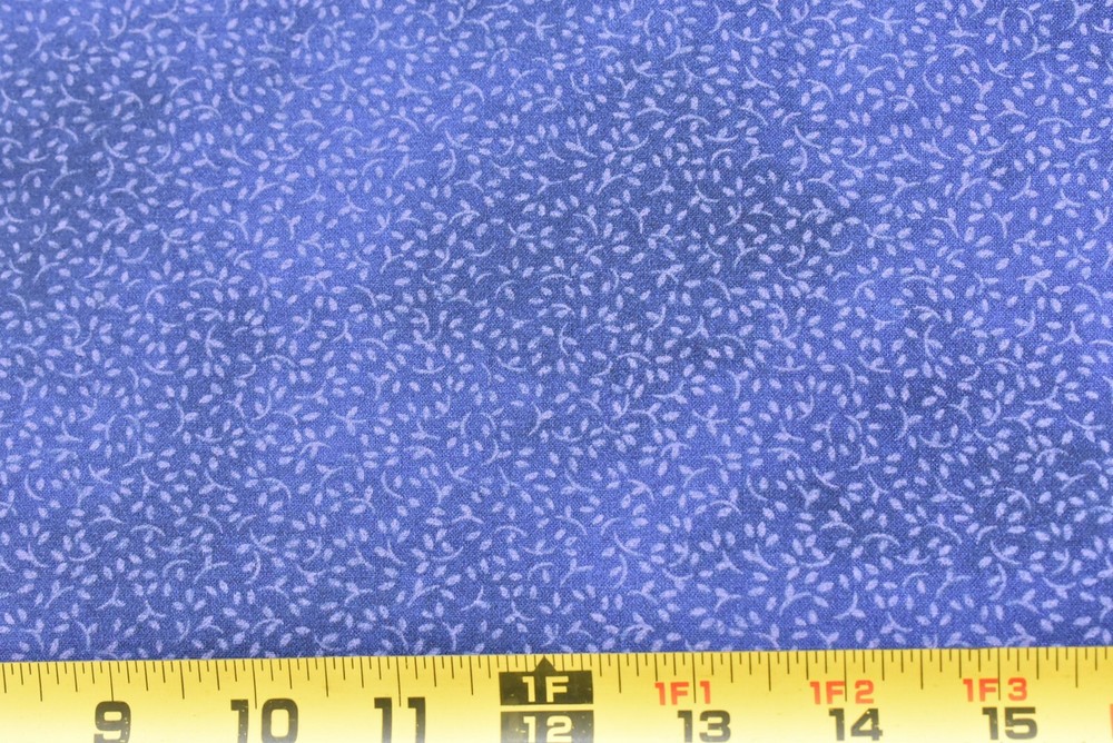 By 1/2 Yd, Vintage, Lavender Calico on Navy Quilt Cotton, Blank Textiles, N520