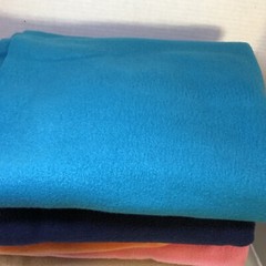 4 Pounds 15 Ounces Solid Fleece Fabric 7 Pieces Up to a Yard in Length