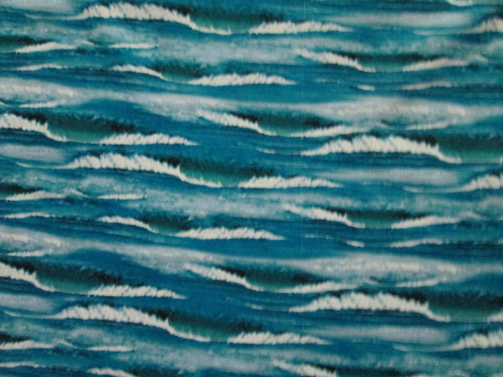 WATER WAVES LAKES OCEAN DEEP BLUES COTTON FABRIC FQ