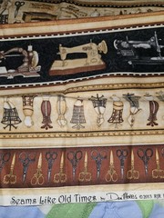 Lot Of 4 Pieces Of Sewing Ephemera Themed Fabrics, Hoffman, Dan Morris Etc Read