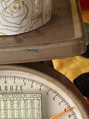 OILCLOTH FABRIC BOLT 12 YDS FLORAL GOLD WHITE 47″ WIDE