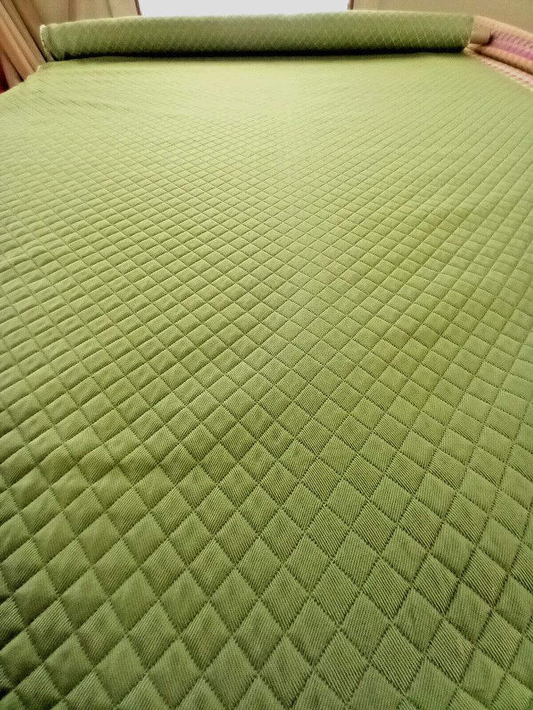 Fresh Grass Green Diamond Quilted Poly/Cotton Woven Knit Backing 53.5 Wide