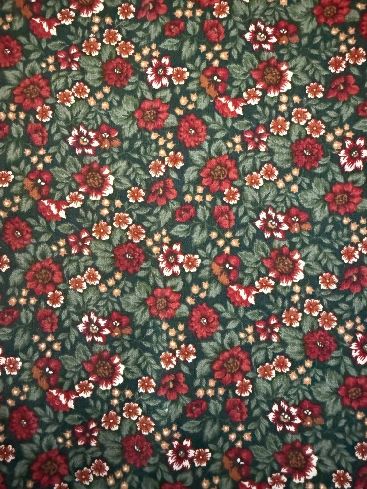Vintage Ozark Calico by Fabri-Quilt 41 1/2” X 44” 100% Cotton Floral Print New